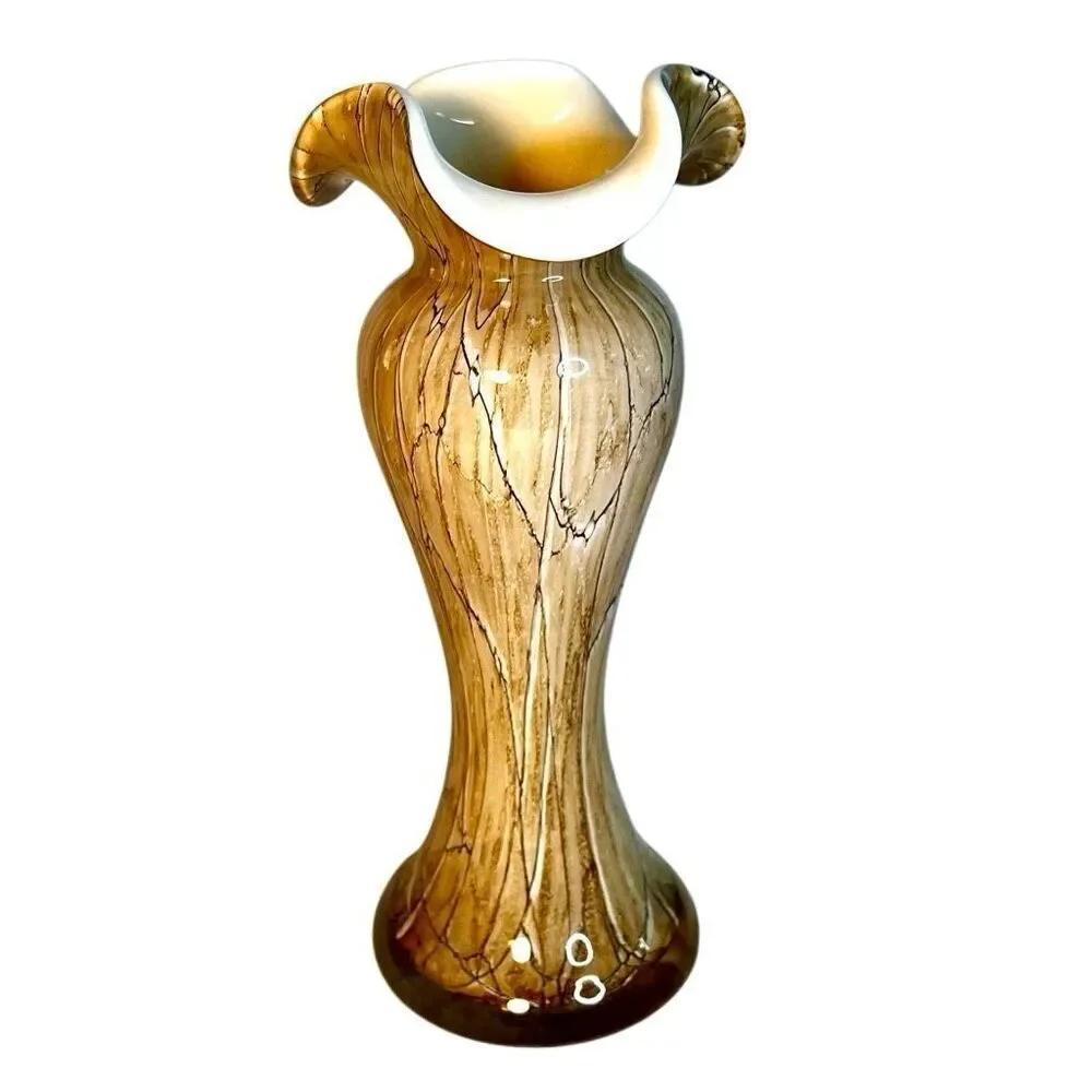 Jozefina Krosno ruffled vase